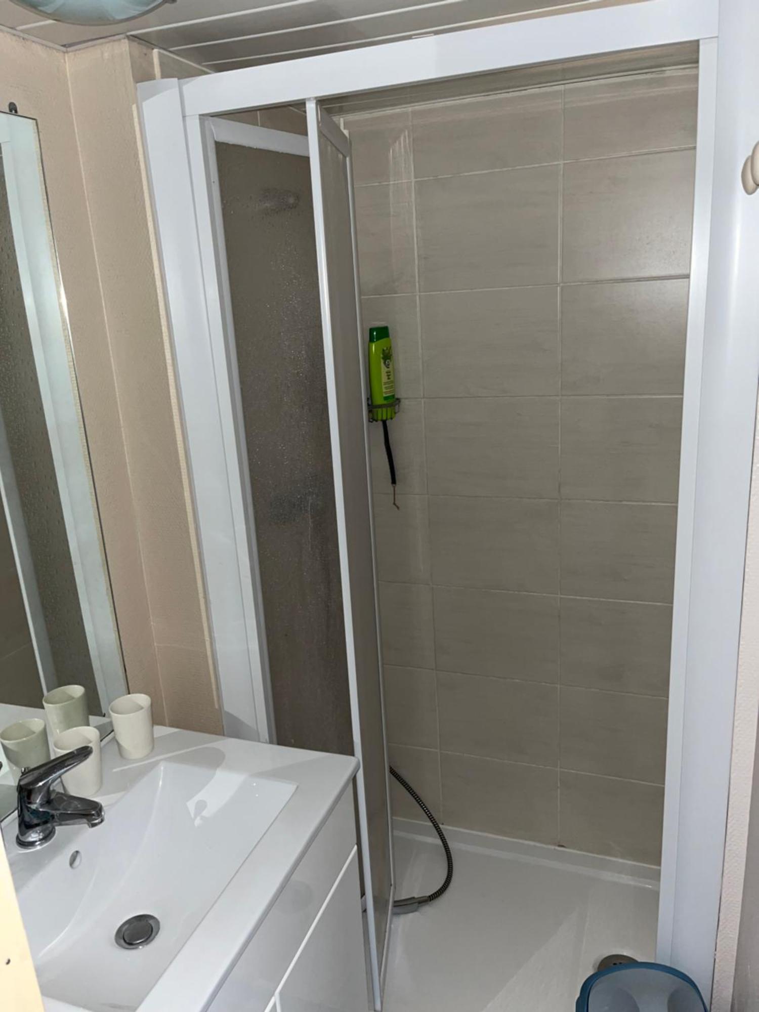 Hotel Le Familly Team Ardres Zewnętrze zdjęcie