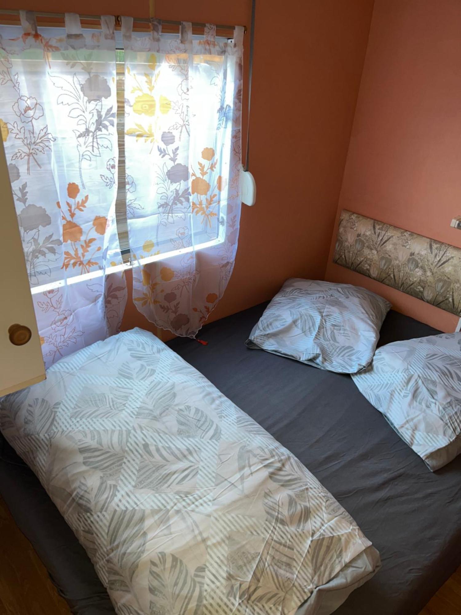 Hotel Le Familly Team Ardres Zewnętrze zdjęcie