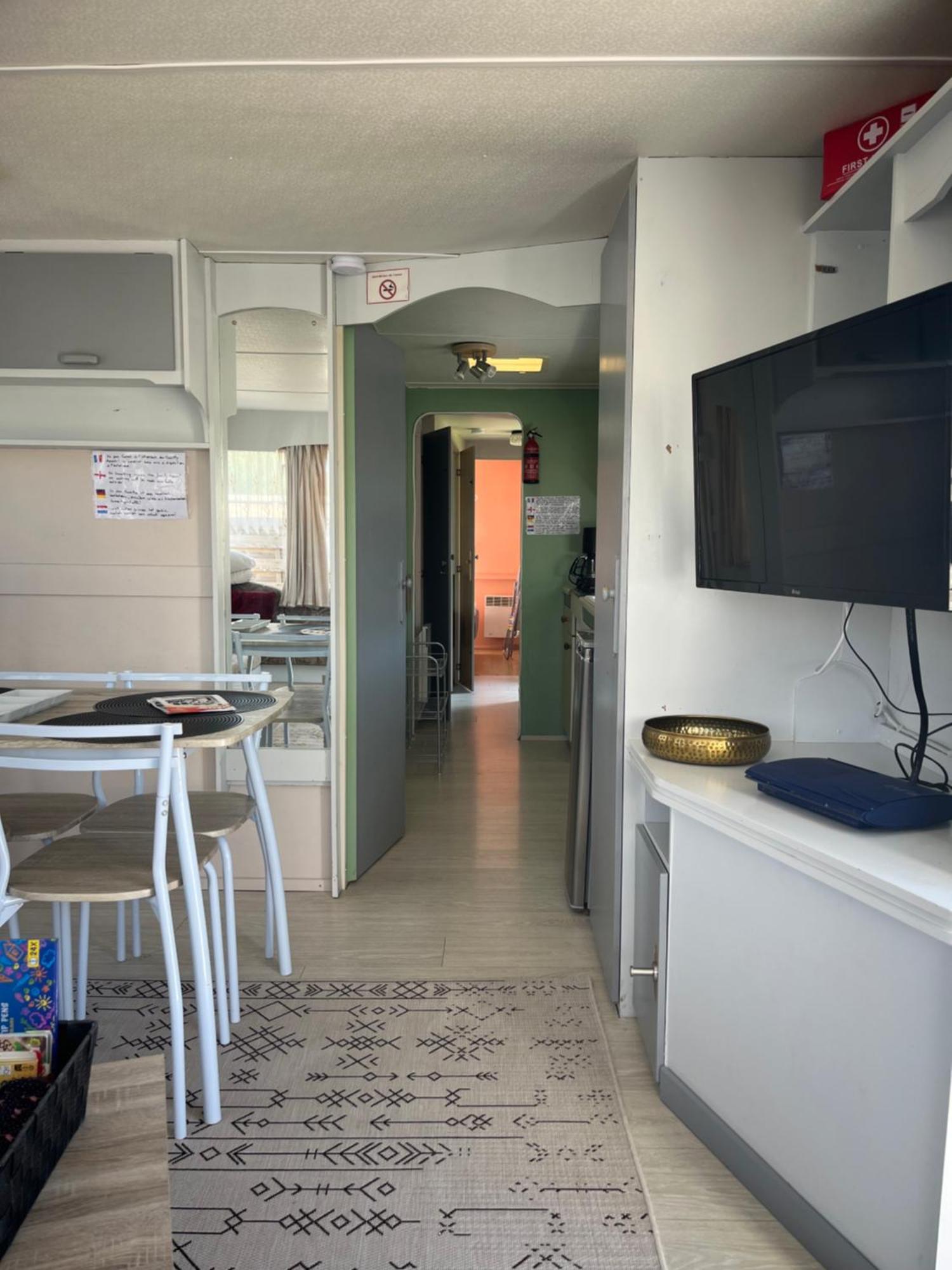 Hotel Le Familly Team Ardres Zewnętrze zdjęcie